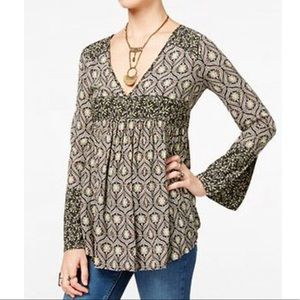 Free People OB526904 Rolling Hills Print Bell Sleeve Tunic Blouse in Black Sz M